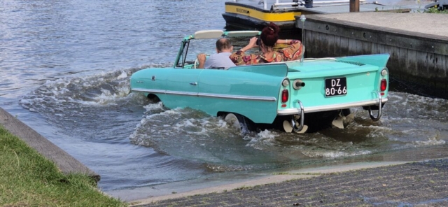 Amphibienfahrzeug