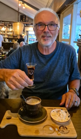 Na, dann mal Prost (mit einem Schrobbeler)!