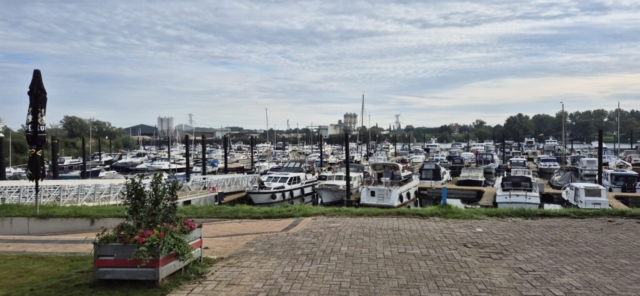 Jachthaven De Batavier, Geheimtipp mit tollem Vereinsrestaurant
