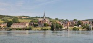 Schöne Dörfer entlang der Seine