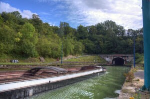 Tunnel bei Ruyaulcourt (4'350 m)